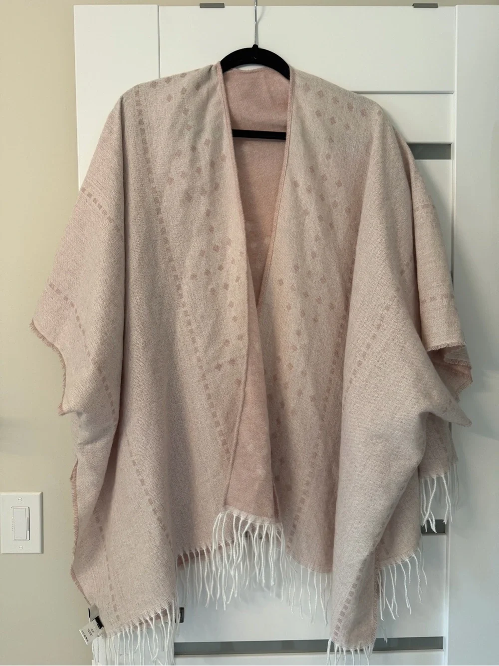 Gentle Fawn Dusty Blush Fringe Wrap